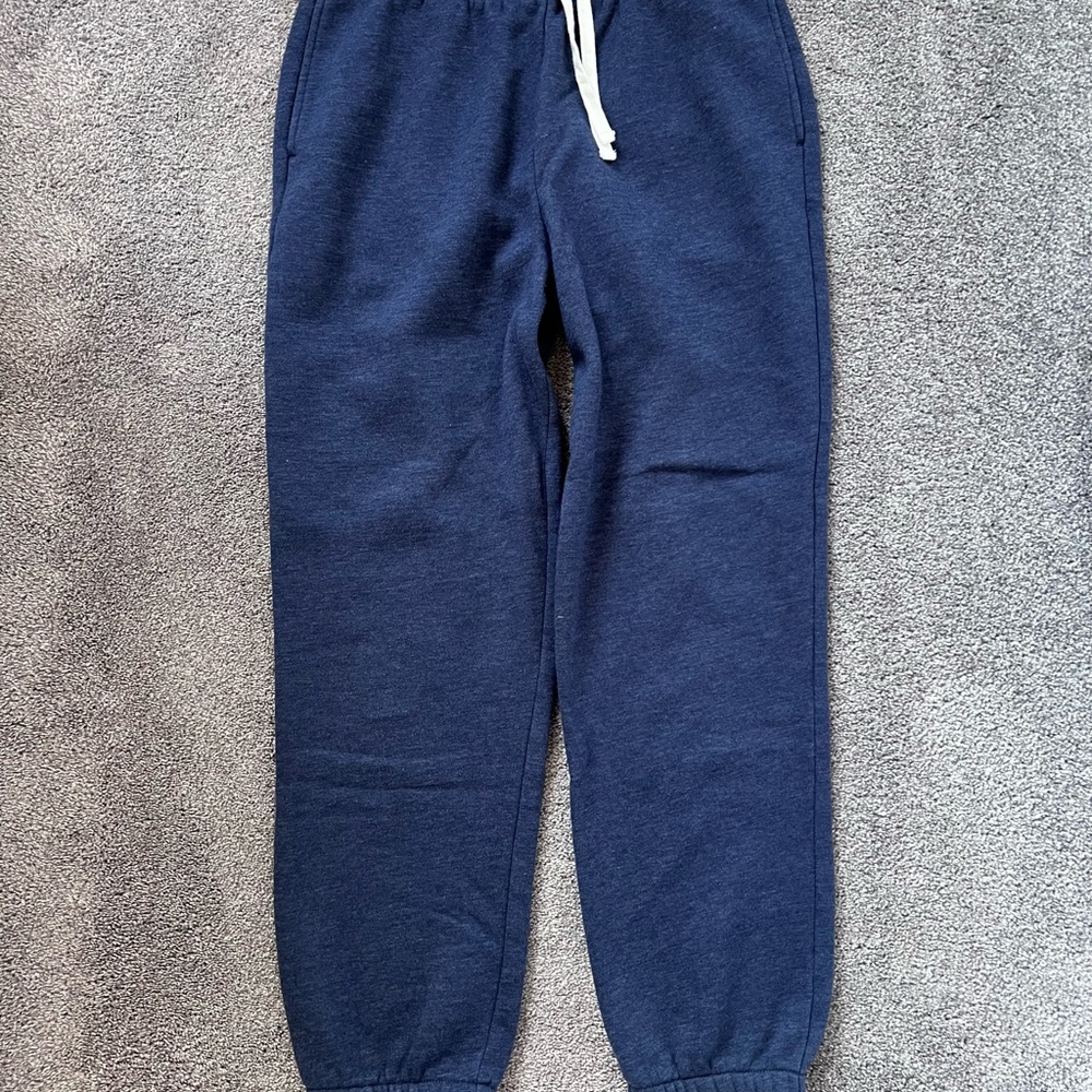 Primary Women’s medium Adult Cozy Fleece Sweatpants